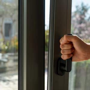 Laminate-Bifold-Door