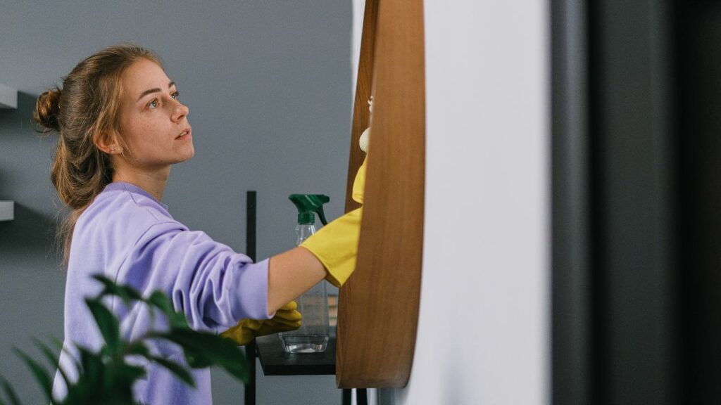 Maintenance Tips for Wall Mirrors